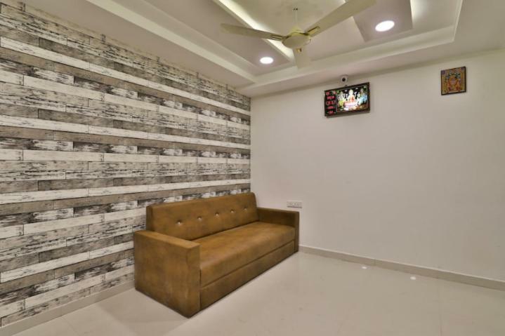 Hotel Pathik Villa Ахмедабад Экстерьер фото